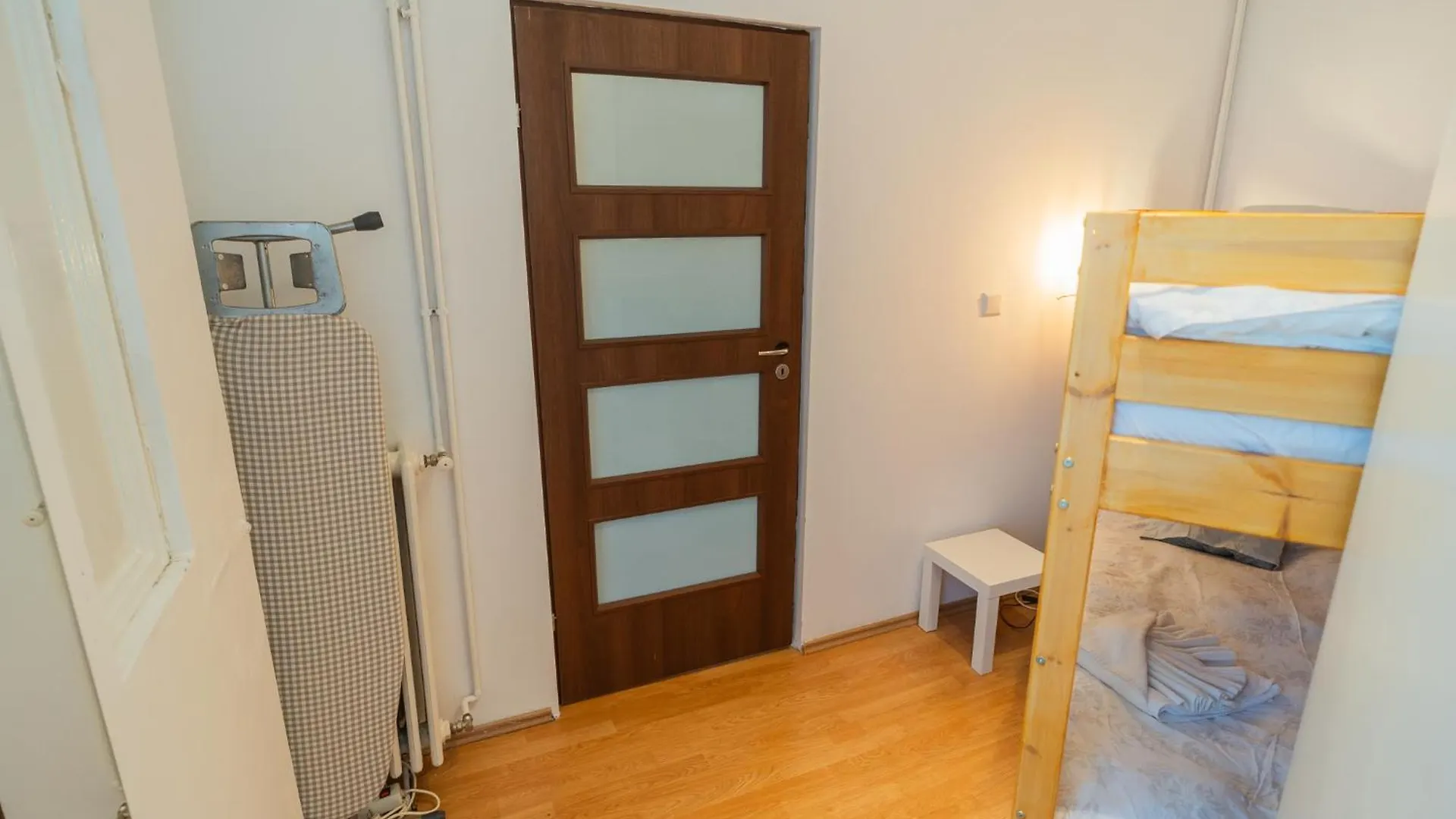 Prime Location - Breathtaking Architectural Views Apartment Bucharest 0*,