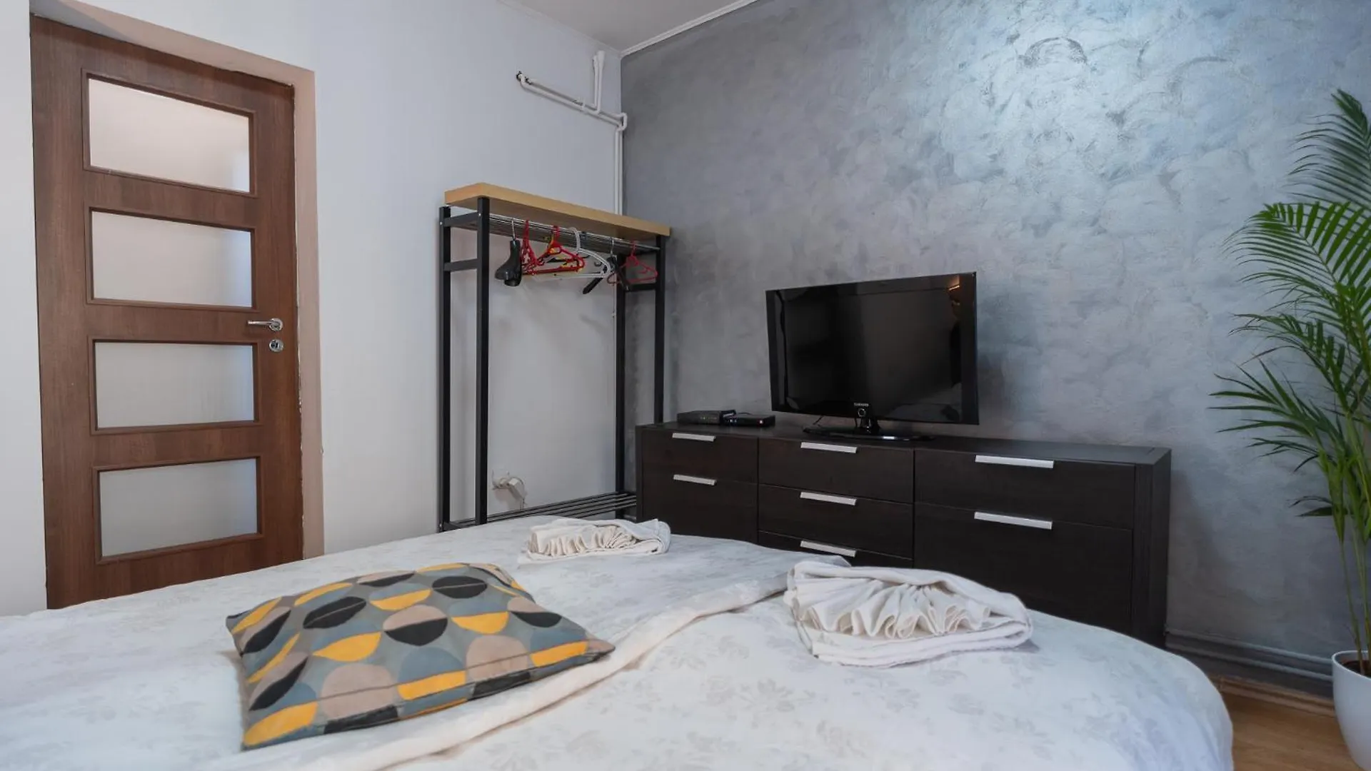 Prime Location - Breathtaking Architectural Views Apartment Bucharest Romania