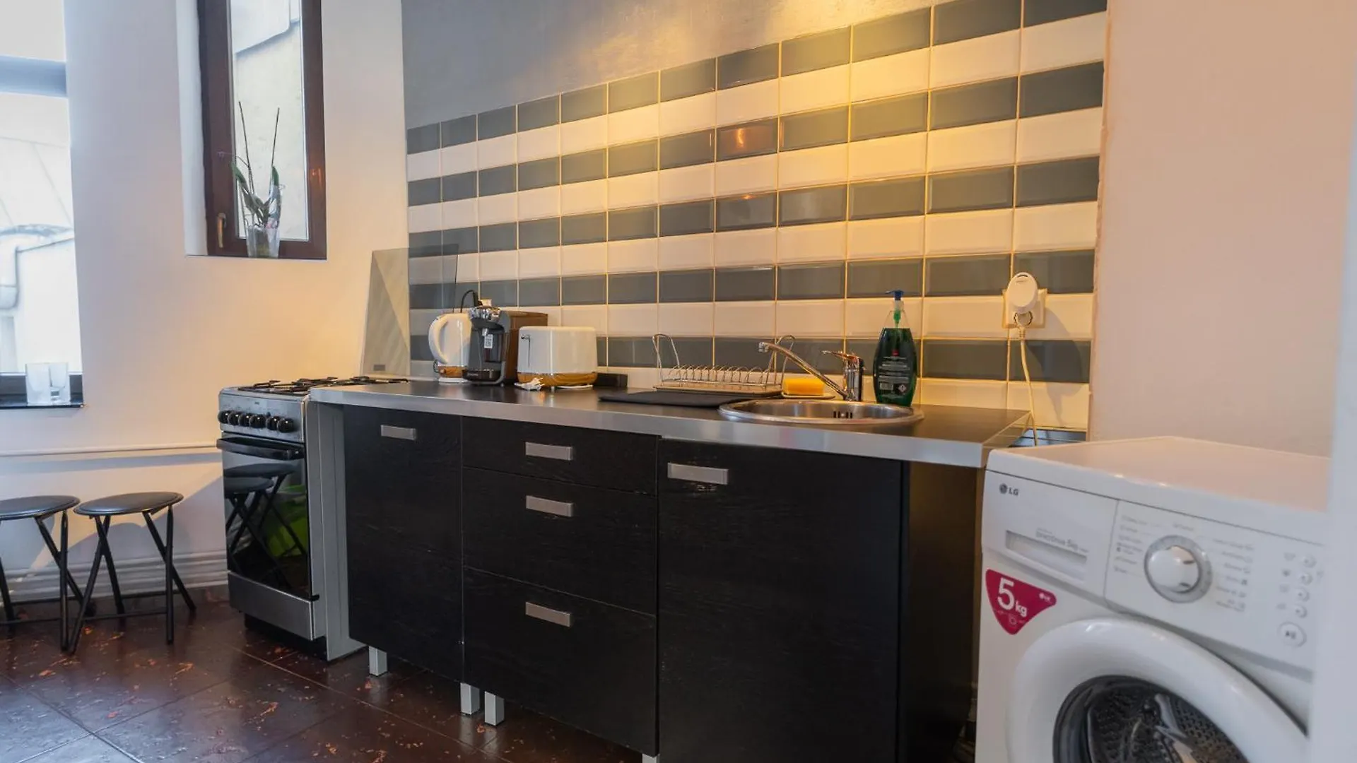 Prime Location - Breathtaking Architectural Views Apartment Bucharest Romania