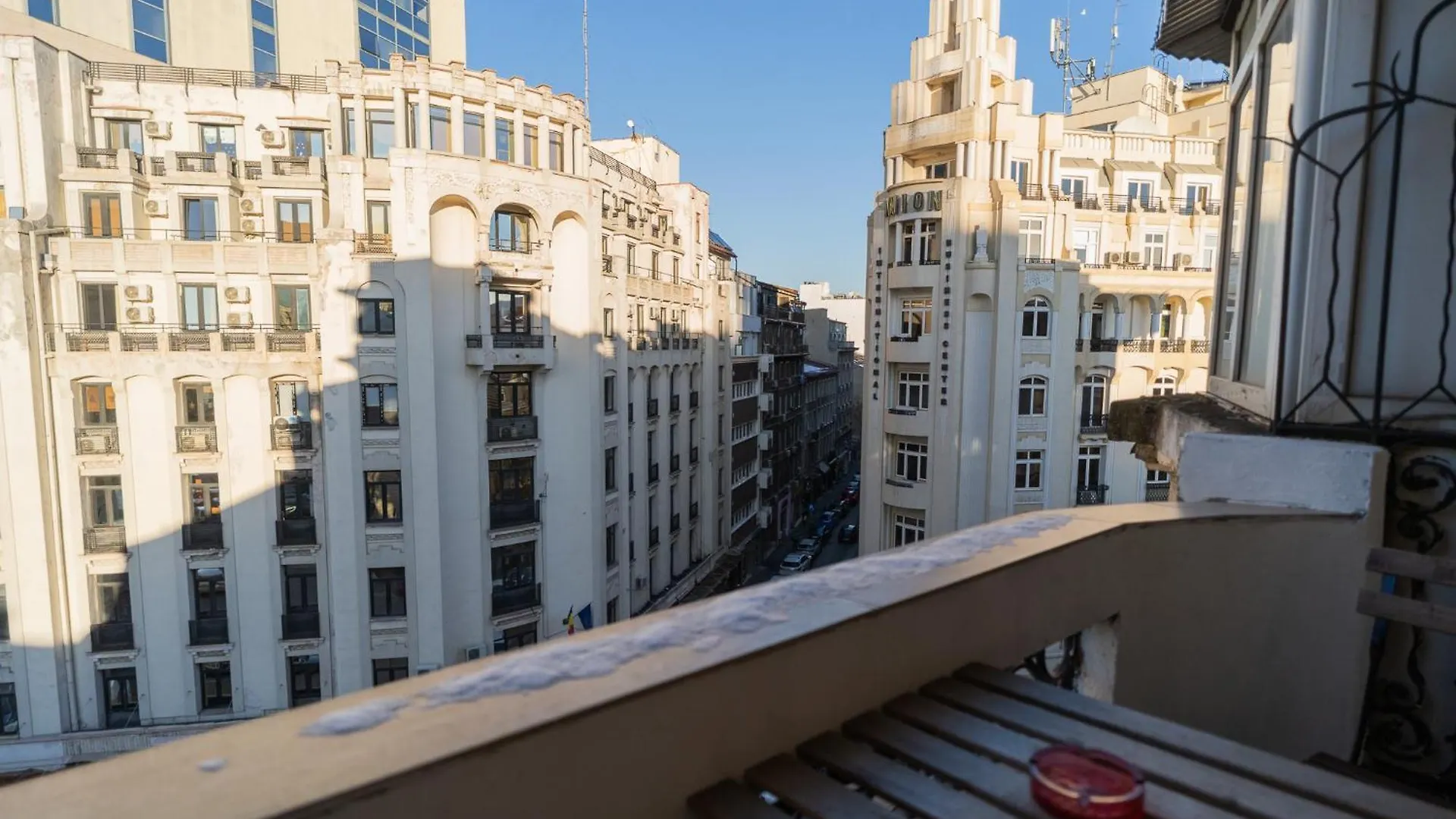 Prime Location - Breathtaking Architectural Views Apartment Bucharest