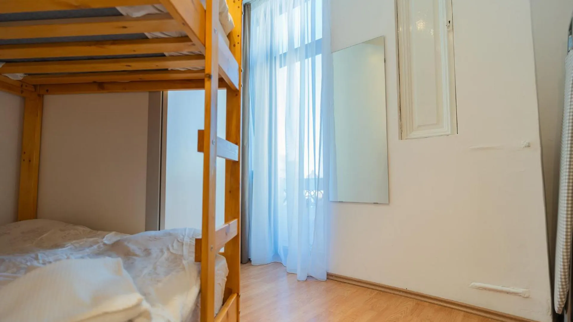 Prime Location - Breathtaking Architectural Views Apartment Bucharest